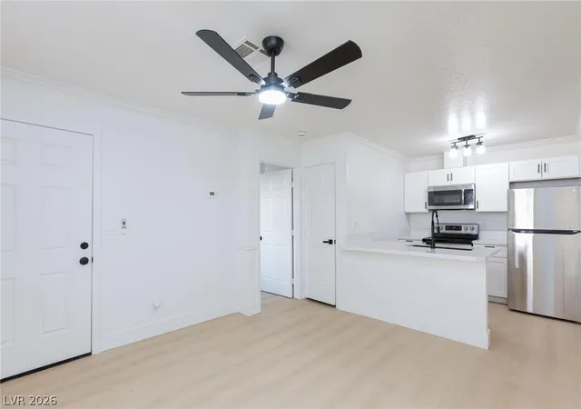 5th image of 3603 Di Salvo Dr, Las Vegas, NV 89103