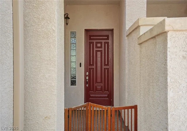 Photo 4 of Townhouse for sale at 5091 Thunder River Cir, Las Vegas, NV 89148 | MLS# 2804147 | Listing updated on 2026-08-06