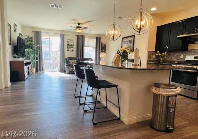 Photo 2 of Single family home for sale at 7124 Steele Cyn St, Las Vegas, NV 89118 | MLS# 2804182 | Listing updated on 2026-08-21