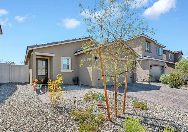 Photo 3 of Single family home for sale at 4215 Gold Desert St, North Las Vegas, NV 89032 | MLS# 2803223 | Listing updated on 2026-08-05