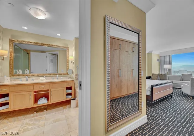 Photo 3 of Condo for sale at 2000 N Fashion Show Dr #2815, Las Vegas, NV 89109 | MLS# 2804473 | Listing updated on 2026-07-30