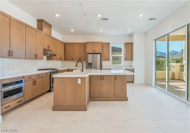 4th image of 9132 Las Manaitas Ave, Las Vegas, NV 89144