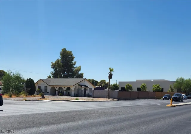 Photo 3 of Single family home for sale at 6067 W Oquendo Rd, Las Vegas, NV 89118 | MLS# 2804577 | Listing updated on 2026-07-30