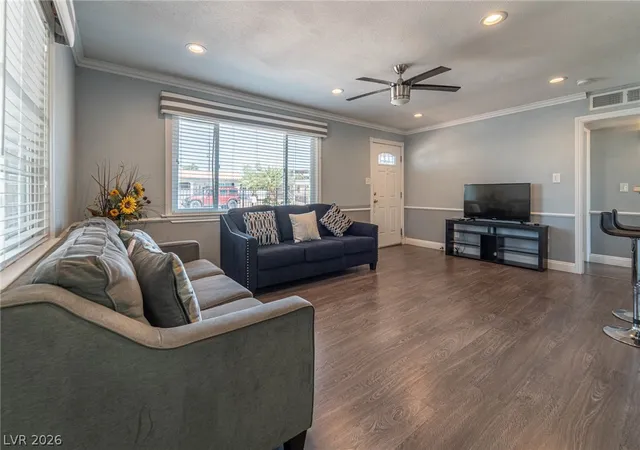 Photo 4 of Single family home for sale at 2101 Santa Paula Dr, Las Vegas, NV 89104 | MLS# 2804118 | Listing updated on 2026-08-24