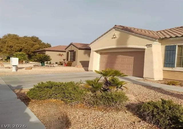 Photo 2 of Single family home for sale at 1652 Black Fox Cyn Rd, Henderson, NV 89052 | MLS# 2804586 | Listing updated on 2026-08-29