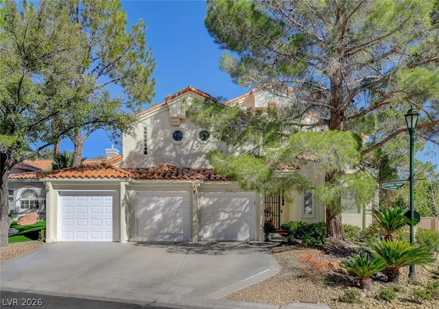 Photo 1 of Single family home for sale at 2136 Lookout Point Cir, Las Vegas, NV 89117 | MLS# 2804554 | Listing updated on 2026-08-03
