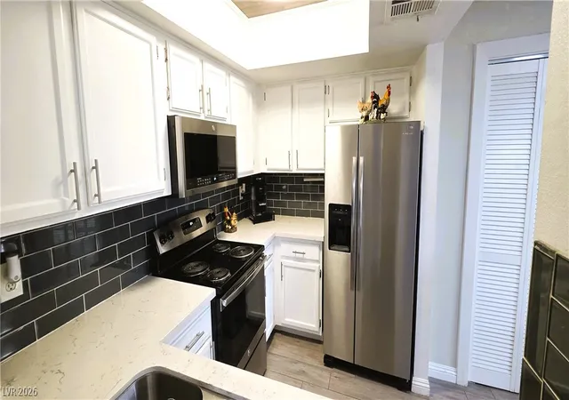 5th image of 6117 W Oakey Blvd #A, Las Vegas, NV 89146 | MLS# 2804520