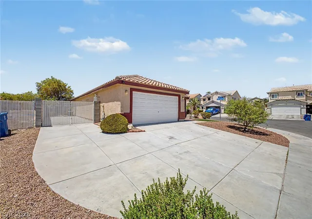 3rd image of 5233 Madison Stone St, North Las Vegas, NV 89081 | MLS# 2804919