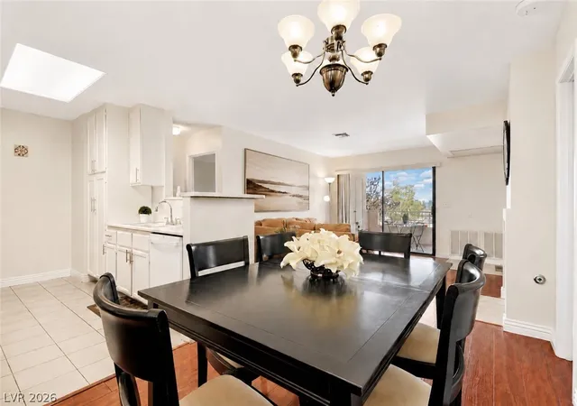 Listing Photo 5 - Condo for sale in building located at 4893 S Torrey Pines Dr, Las Vegas, NV 89103 - Unit #203