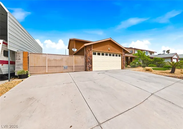 Photo 3 of Single family home for sale at 1445 Sorrel Rd, Boulder City, NV 89005 | MLS# 2803230 | Listing updated on 2026-09-27