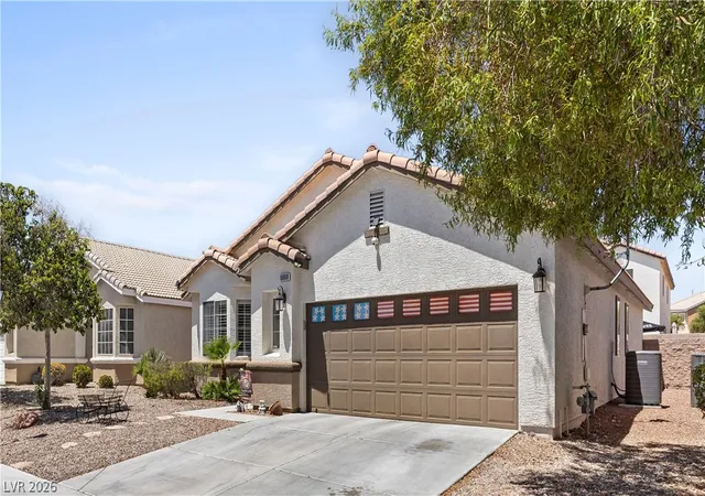 Photo 3 of Sale Pending at 5000 Pounding Surf Ave, Las Vegas, NV 89131 | MLS# 2805167 | Listing updated on 2026-08-22