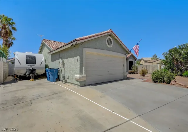 Photo 3 of Sale Pending at 1101 Hutch Ct, Henderson, NV 89015 | MLS# 2805375 | Listing updated on 2026-08-03