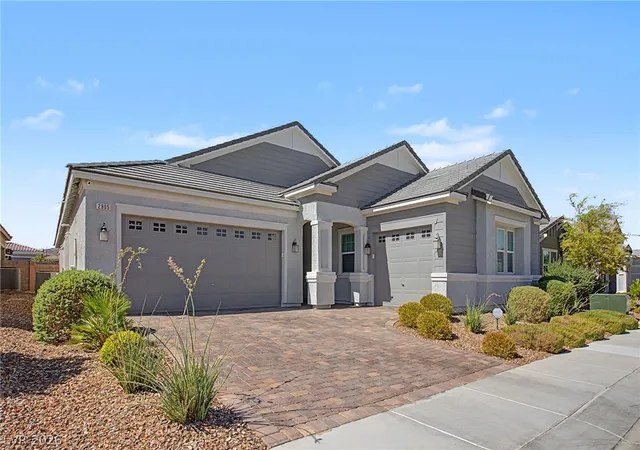 Photo 3 of Single family home for sale at 2905 Monate Ct, Henderson, NV 89044 | MLS# 2805441 | Listing updated on 2026-08-02