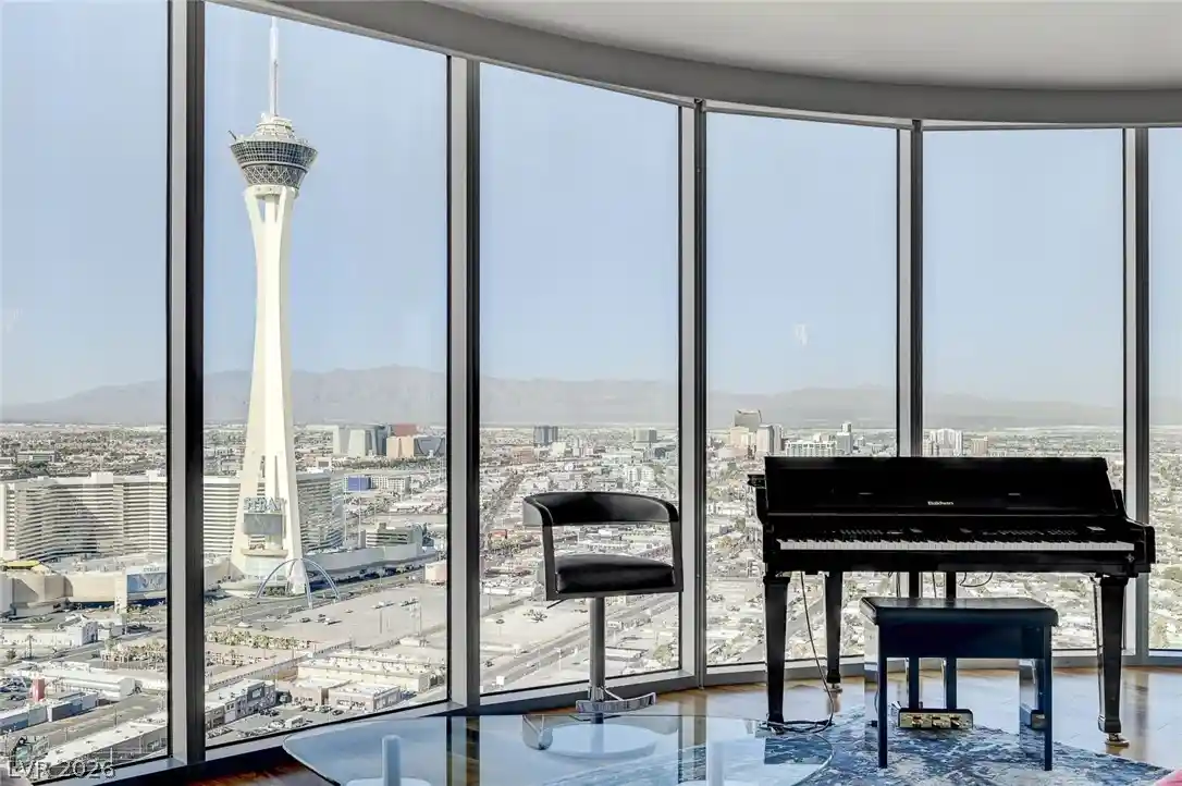 Listing Photo 2 - Condo for sale in 222 Karen Ave located at 222 Karen Ave, Las Vegas, NV 89109 - Unit #3508
