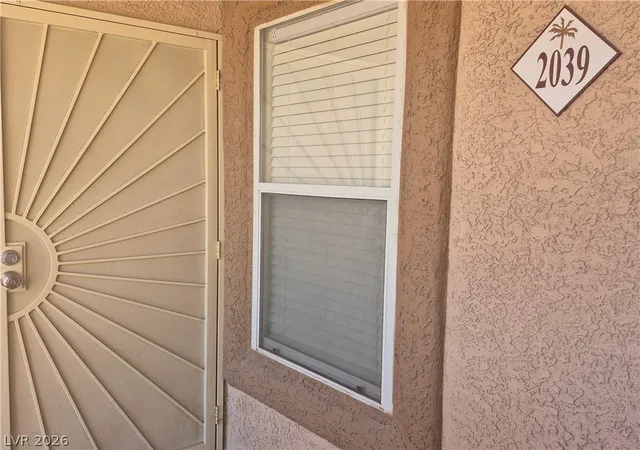Listing Photo 4 - Condo for sale in building located at 1150 N Buffalo Dr, Las Vegas, NV 89128 - Unit #2039