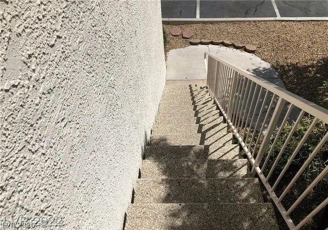 Listing Photo 4 - Condo for sale in building located at 75 N Valle Verde Dr, Henderson, NV 89074 - Unit #2121