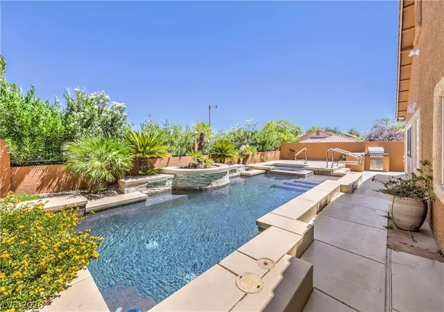 Photo 2 of Single family home for sale at 800 Royal Elm Ln, Las Vegas, NV 89144 | MLS# 2804014 | Listing updated on 2026-08-29