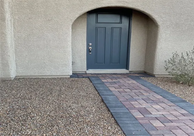 Photo 2 of Single family home for sale at 933 Kimbark Ave, Las Vegas, NV 89148 | MLS# 2804756 | Listing updated on 2026-08-04