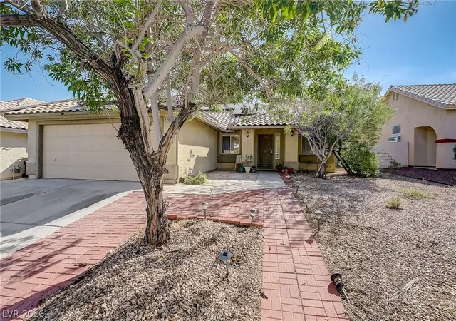 Photo 2 of Single family home for sale at 3207 Atwater Dr, North Las Vegas, NV 89032 | MLS# 2805902 | Listing updated on 2026-08-04