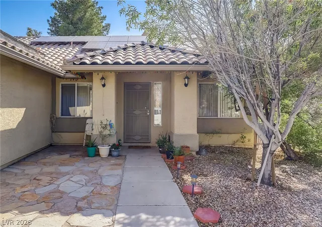 Photo 3 of Single family home for sale at 3207 Atwater Dr, North Las Vegas, NV 89032 | MLS# 2805902 | Listing updated on 2026-08-04