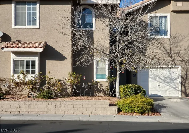 Photo 2 of Townhouse for sale at 9346 Horizon Vista Ln, Las Vegas, NV 89117 | MLS# 2805934 | Listing updated on 2026-08-17