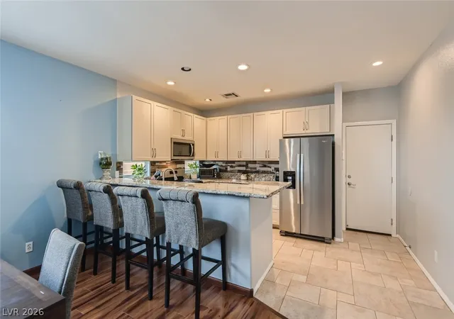 Photo 4 of Single family home for sale at 702 Emerald Idol Pl, Henderson, NV 89011 | MLS# 2805667 | Listing updated on 2026-08-28