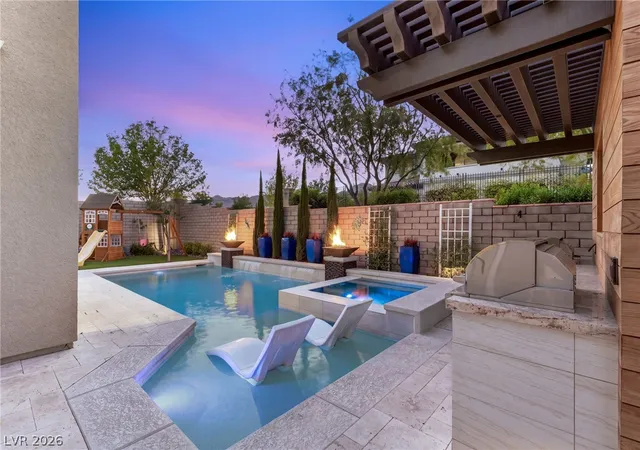 3rd image of 12118 Paseo Terraza Ln, Las Vegas, NV 89138 | MLS# 2805544