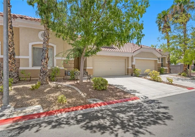 Photo 3 of Townhouse for sale at 9263 Blue Flax Pl, Las Vegas, NV 89148 | MLS# 2805799 | Listing updated on 2026-08-26