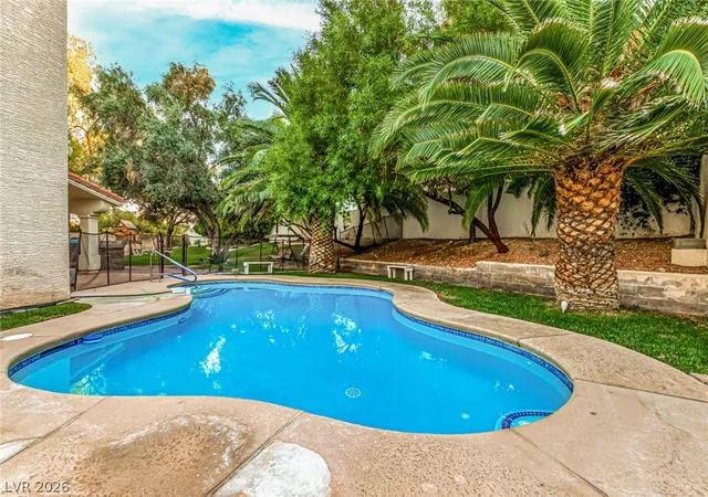 Photo 1 of Single family home for sale at 1413 Splendido Dr, Las Vegas, NV 89117 | MLS# 2806280 | Listing updated on 2026-08-05