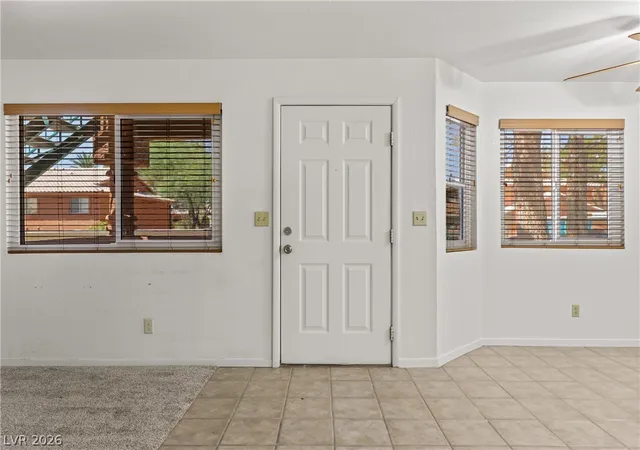 Listing Photo 5 - Condo for sale in building located at 930 Mesquite Springs Dr, Mesquite, NV 89027 - Unit #101