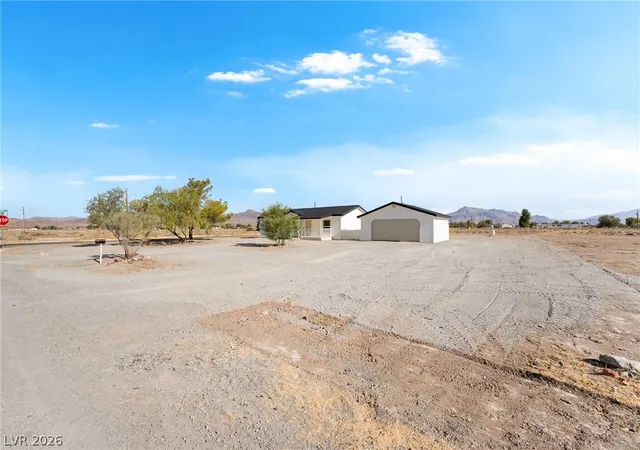 Photo 4 of Sale Pending at 3480 W Medicine Man Rd, Pahrump, NV 89048 | MLS# 2806606 | Listing updated on 2026-08-25