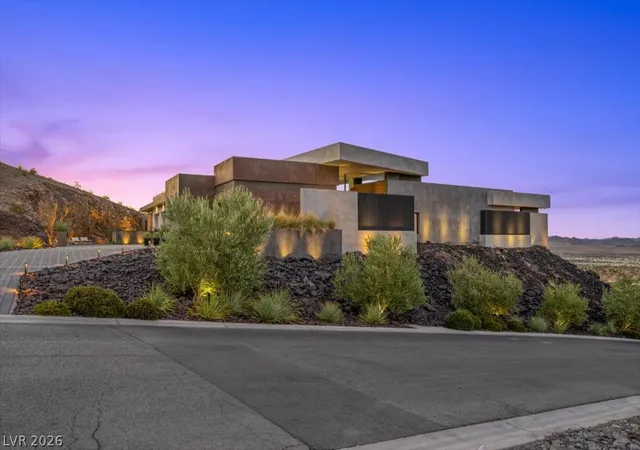 Photo 2 of Single family home for sale at 641 Dragon Peak Dr, Henderson, NV 89012 | MLS# 2803670 | Listing updated on 2026-08-09