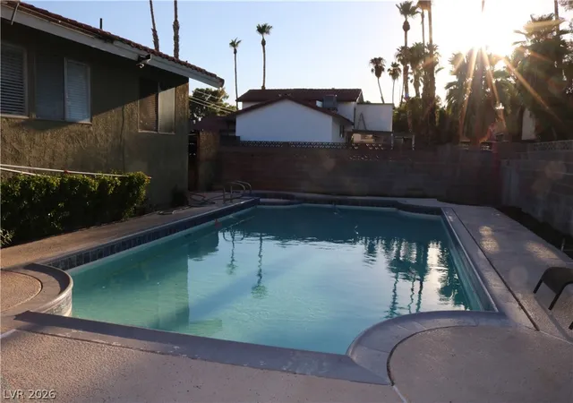 Photo 3 of Sale Pending at 3512 Rawhide St, Las Vegas, NV 89120 | MLS# 2805953 | Listing updated on 2026-10-03