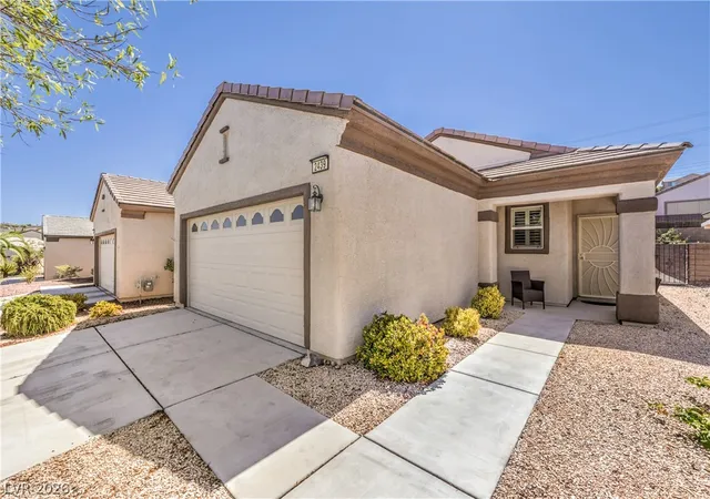 Photo 2 of Single family home for sale at 2439 Erastus Dr, Henderson, NV 89044 | MLS# 2805610 | Listing updated on 2026-08-11