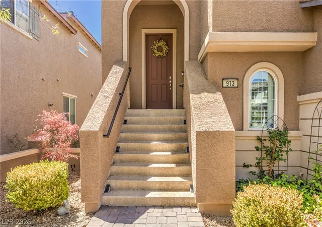Photo 3 of Single family home for sale at 913 Estes Cvs Ave, Henderson, NV 89012 | MLS# 2807021 | Listing updated on 2026-08-17