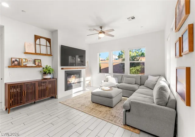 Photo 4 of Single family home for sale at 9999 Skye Gazer Ave, Las Vegas, NV 89166 | MLS# 2807085 | Listing updated on 2026-08-07