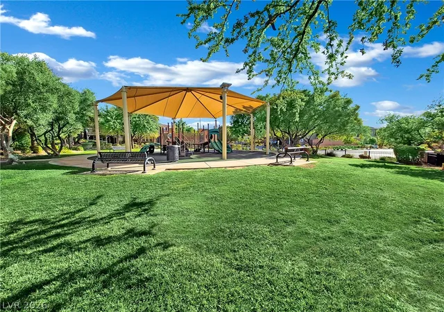 Listing Photo 2 - Condo for sale in building located at 1866 Via Delle Arti, Henderson, NV 89044 - Unit #3103
