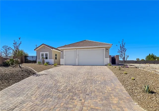 Photo 3 of Single family home for sale at 5471 Lincolnwood Ct, Pahrump, NV 89061 | MLS# 2807277 | Listing updated on 2026-08-08