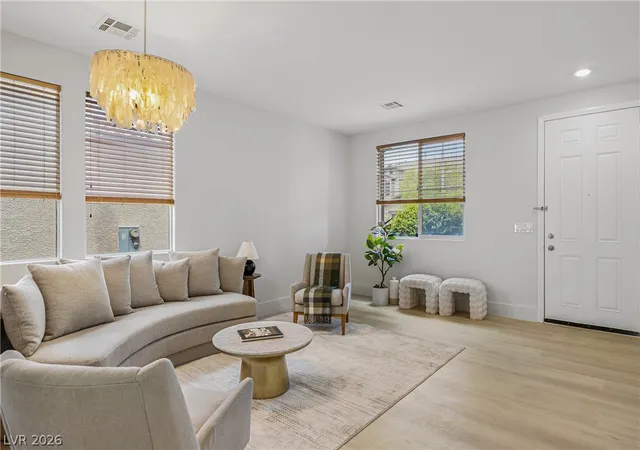 5th image of 537 Lacabana Beach Dr, Las Vegas, NV 89138 | MLS# 2807348