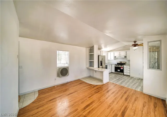 Photo 4 of Manufactured home for sale at 6920 Oakridge Ave, Pahrump, NV 89048 | MLS# 2807437 | Listing updated on 2026-08-08