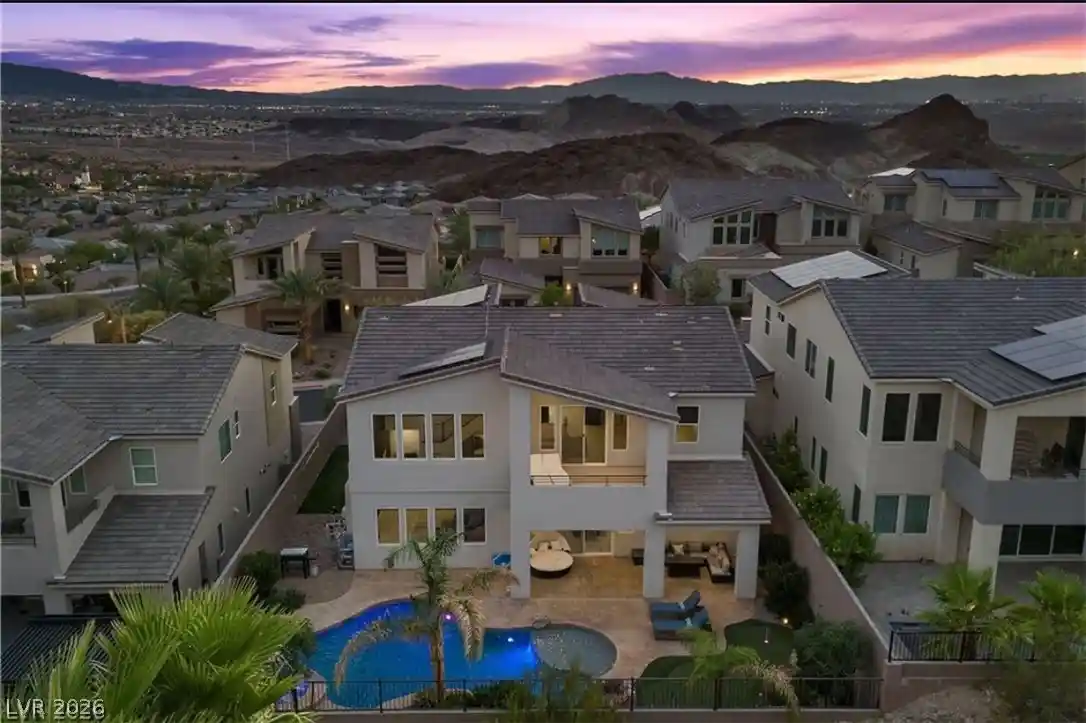 Photo 1 of Single family home for sale at 28 Vista Outlook St, Henderson, NV 89011 | MLS# 2807539 | Listing updated on 2026-10-25