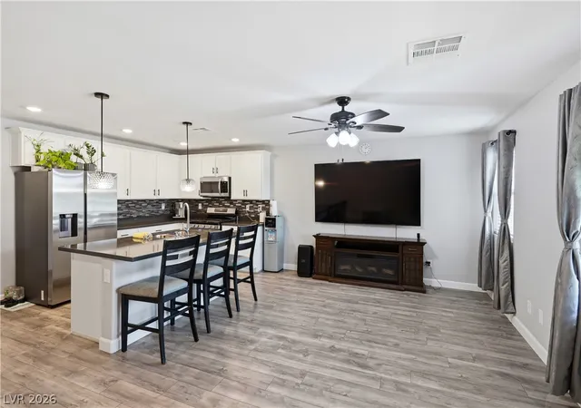 Photo 3 of Townhouse for sale at 817 Watford Pl, Henderson, NV 89011 | MLS# 2807441 | Listing updated on 2026-09-01