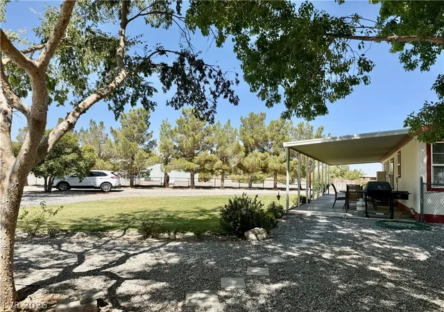 Manufactured home for sale at 4831 E Comanche Dr, Pahrump, NV 89061 | MLS# 2806999