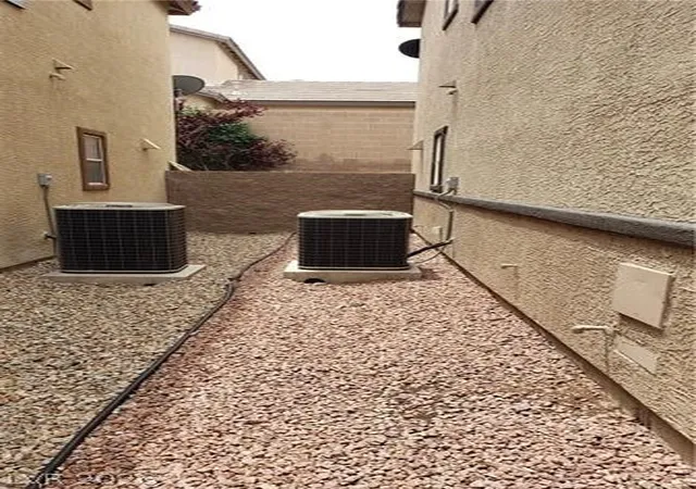 Photo 4 of Single family home for sale at 167 Desert Pond Ave, Henderson, NV 89002 | MLS# 2807321 | Listing updated on 2026-08-10