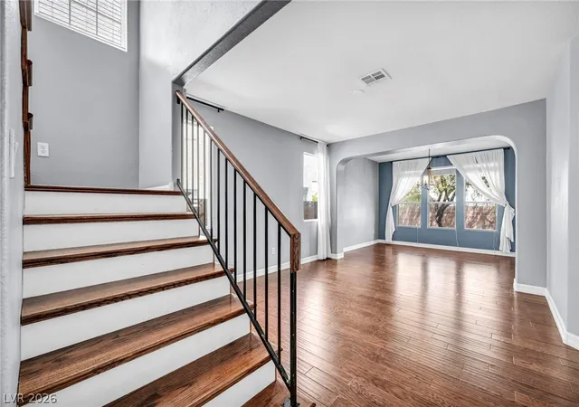 Photo 3 of Single family home for sale at 1004 Washington Oaks St, Las Vegas, NV 89128 | MLS# 2806358 | Listing updated on 2026-08-11