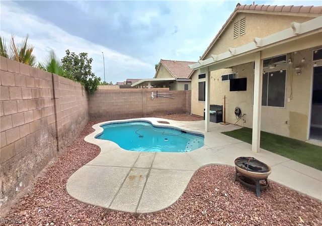 Photo 2 of Single family home for sale at 3806 Singing Lark Ct, North Las Vegas, NV 89032 | MLS# 2805266 | Listing updated on 2026-08-24