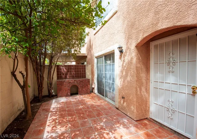 Photo 3 of Sale Pending at 8444 Stoney Blf Ave, Las Vegas, NV 89129 | MLS# 2808044 | Listing updated on 2026-09-01