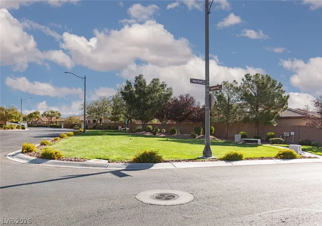 Photo 2 of Single family home for sale at 7624 Sugarloaf Peak St, Las Vegas, NV 89166 | MLS# 2808114 | Listing updated on 2026-10-01