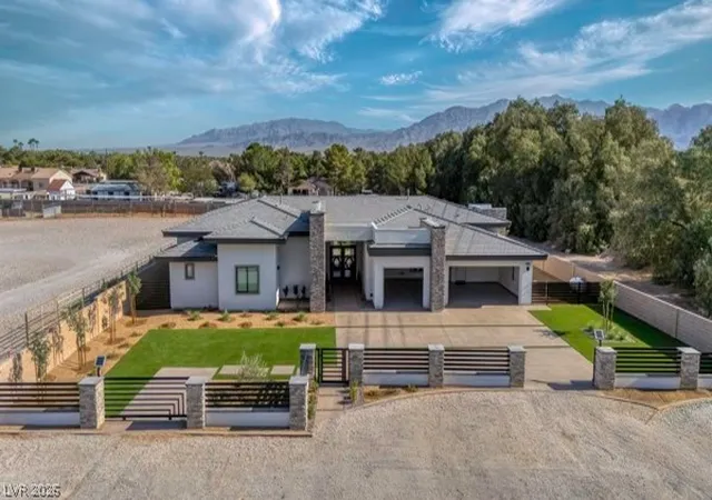 Photo 3 of Single family home for sale at 7020 Bath Dr, Las Vegas, NV 89131 | MLS# 2808104 | Listing updated on 2026-08-28