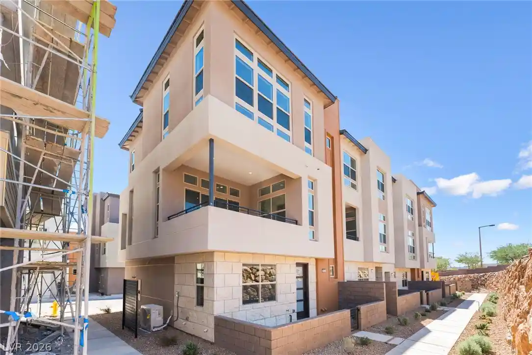 Photo 1 of Townhouse for sale at 643 Talon Ridge St, Las Vegas, NV 89138 | MLS# 2808224 | Listing updated on 2026-10-13